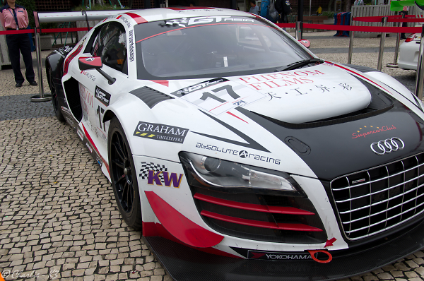 Audi R8