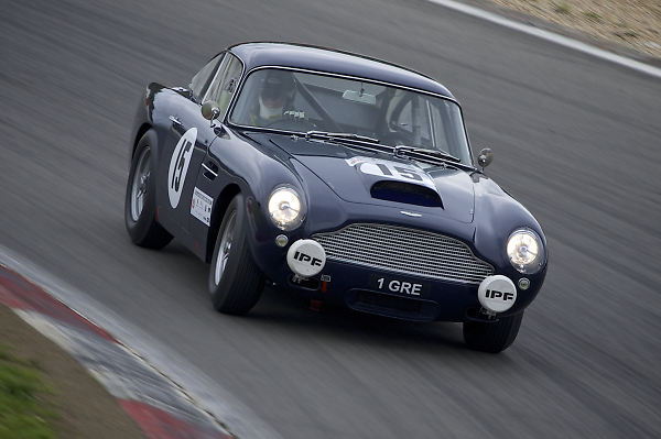 DB4 GT