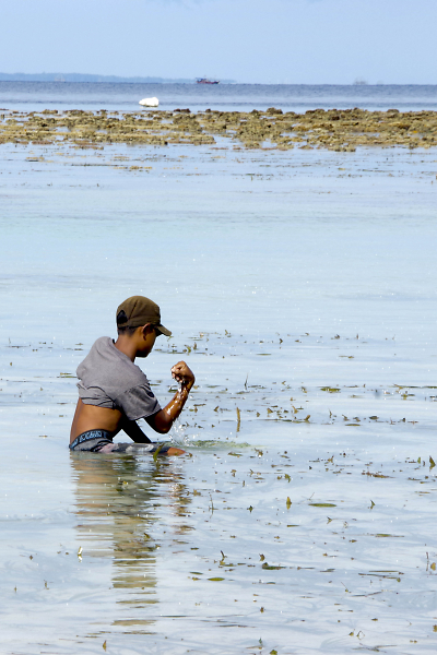 Fishing by hand