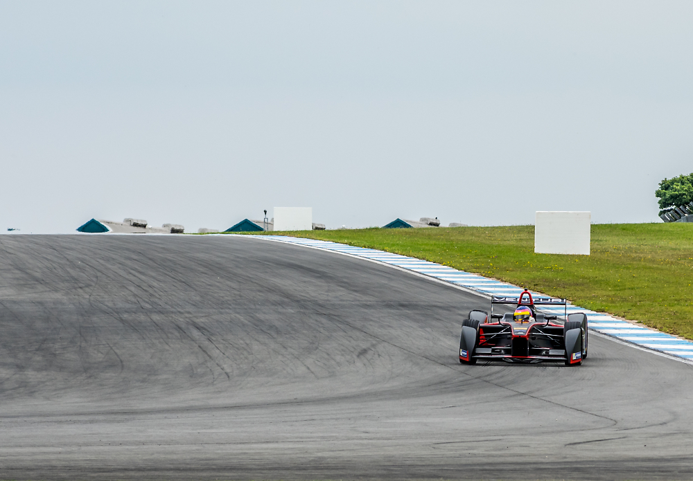 Ready for corner