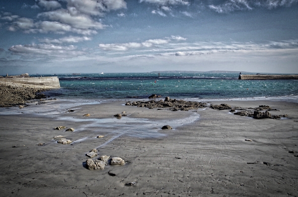 Sunday sea
