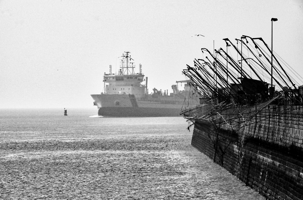 On the Loire estuary