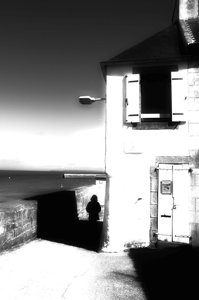 Corner house