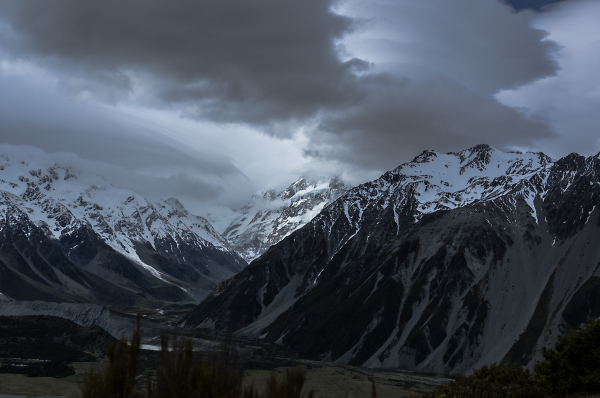 view from red tarns, aoraki show thine crown