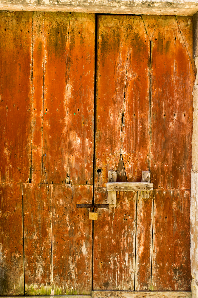 old door in sicily