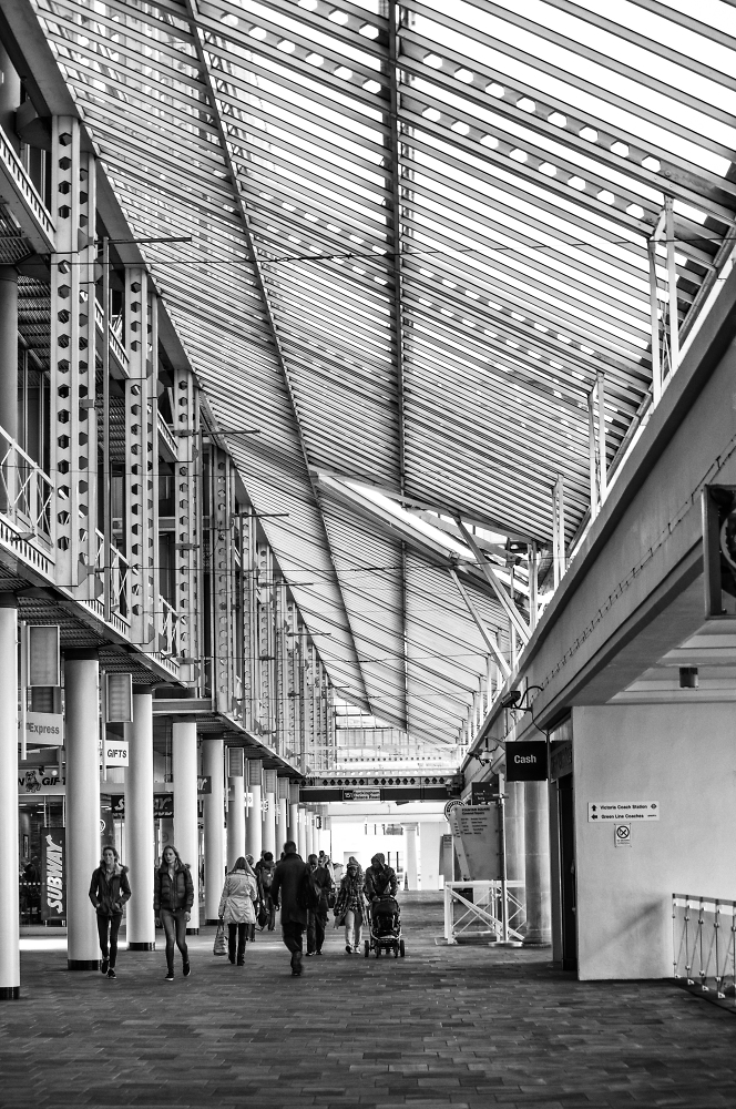 London Victoria Bus station