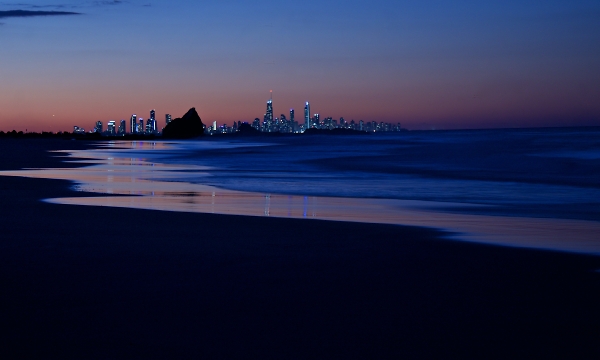 CURRUMBIN LOOKING NORTH