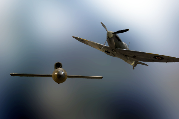 Imperial war museum exhibt spit fire chasing a VI