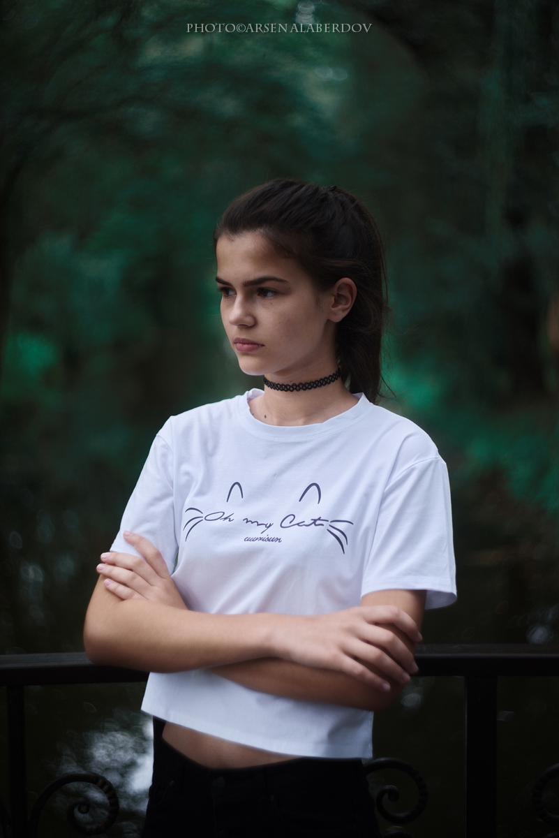 JUSTINA,  K-1, HELIOS 44M-4