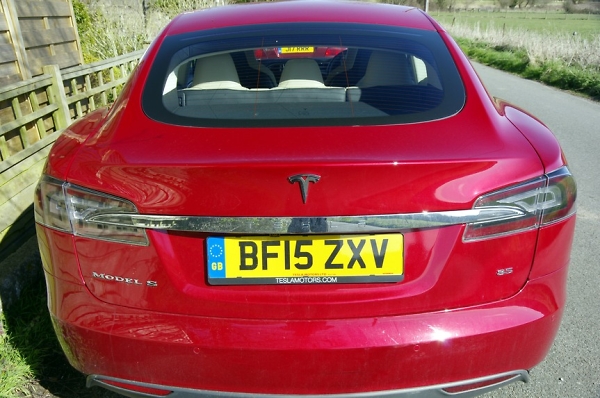 Tesla S