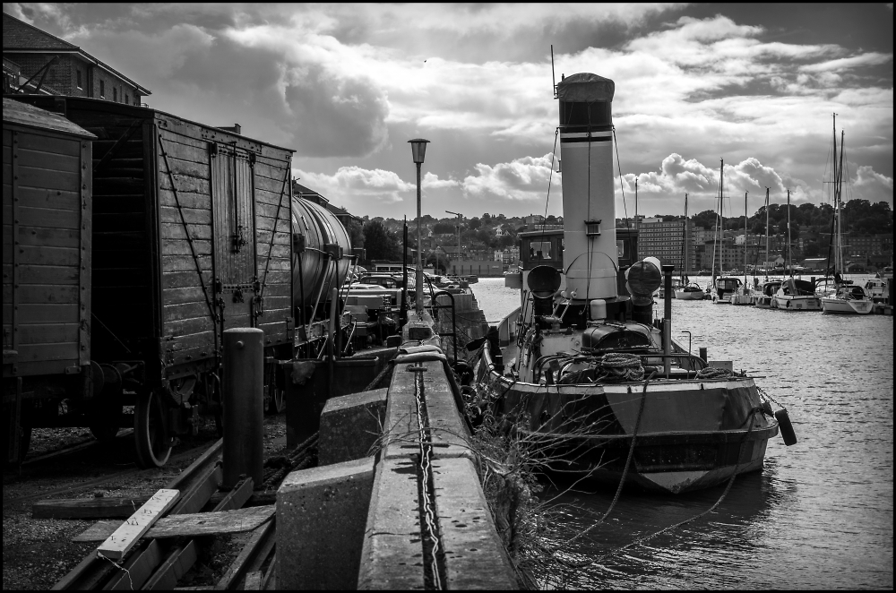 Tug At Chatham