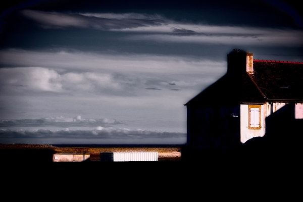 Corner house (red version)