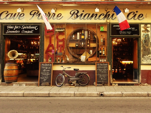 Real wine shop!!