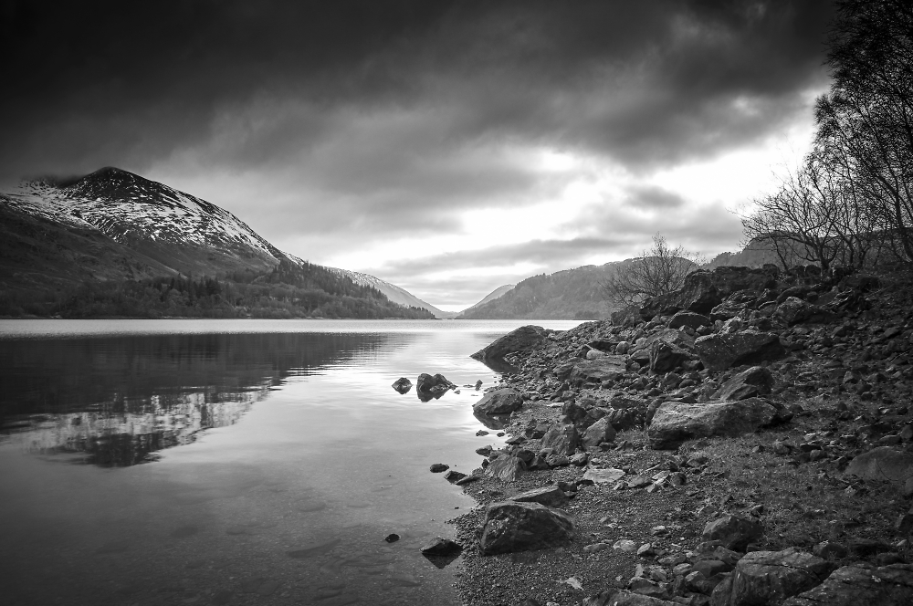 dull day at Thirlmere lake