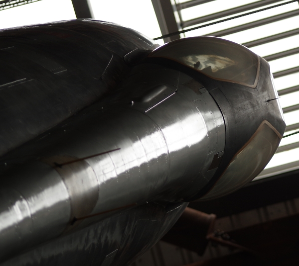 metal fly head