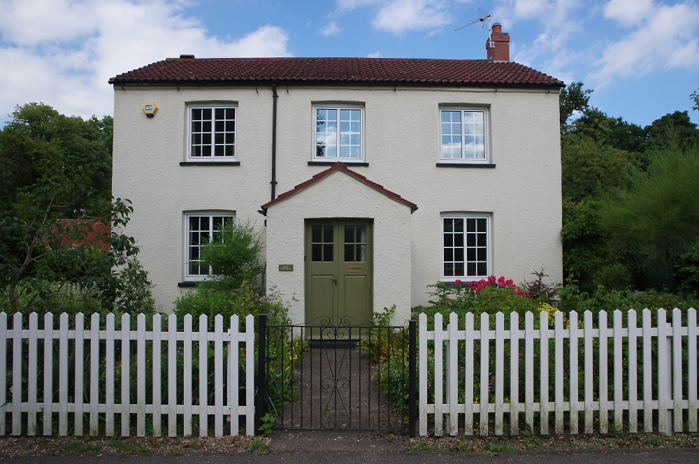 Nearly perfect cottage