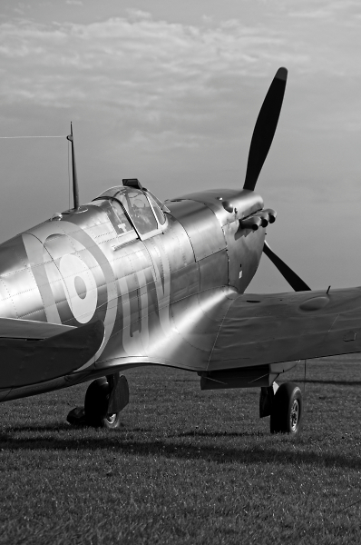 SUPERMARINE SPITFIRE