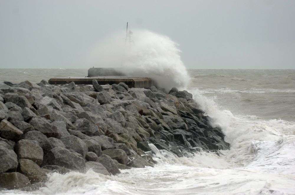stormy weather in hastings