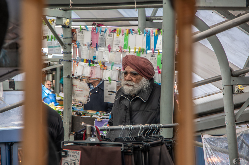 Stall holder