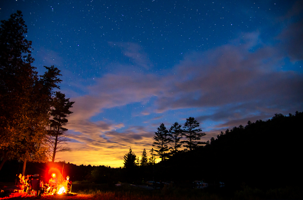 Feu de camp � la Pin�de - Campfire at the Pinede