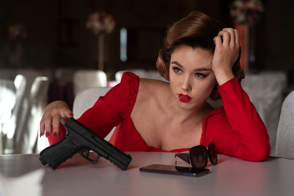 DANGEROUS BEAUTY