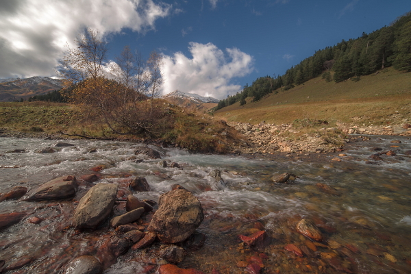 AUTUMN IN ARKHYZ