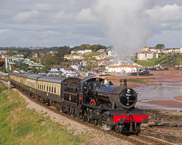 sea steam and sand