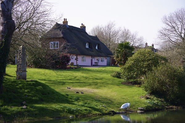 Cottage by the River Stour, Throop