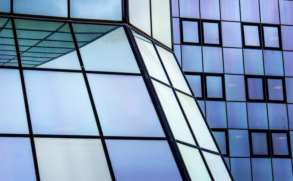 Glass angles
