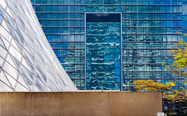 Facade Puts on a Show