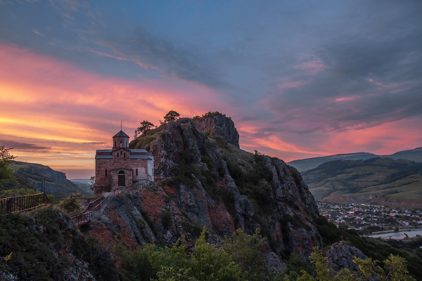 SUNSET ON SHOANA MOUNT