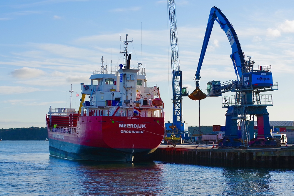 Unloading ballast Poole
