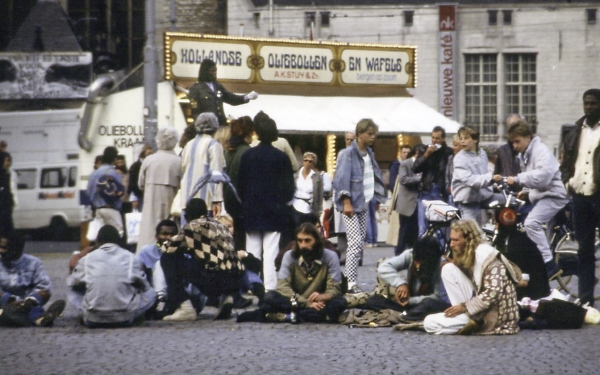 That Dammed Square 1987
