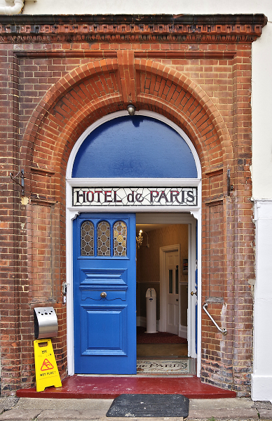 Tradesman's entrance