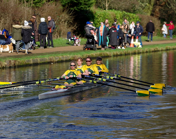 Northwich Rowers Approaching The Finish