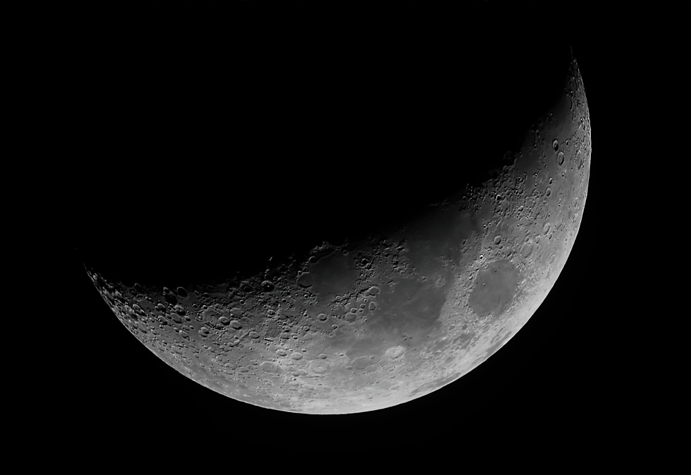 Mrs S Dragon, 22 Crater Street, Clangerville, Moon, SOL, M00 N1S.