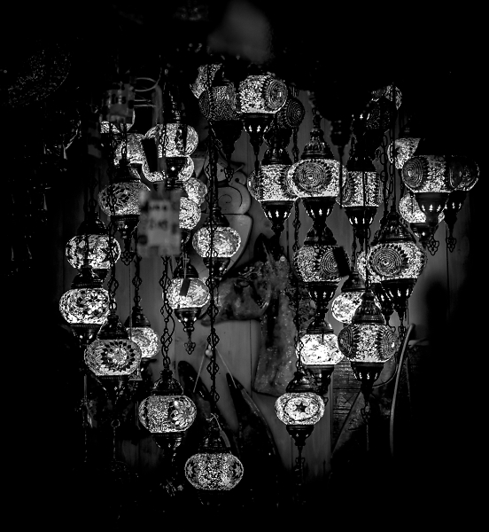 Cavern of the lanterns