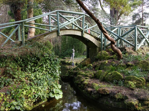 Compton Acres