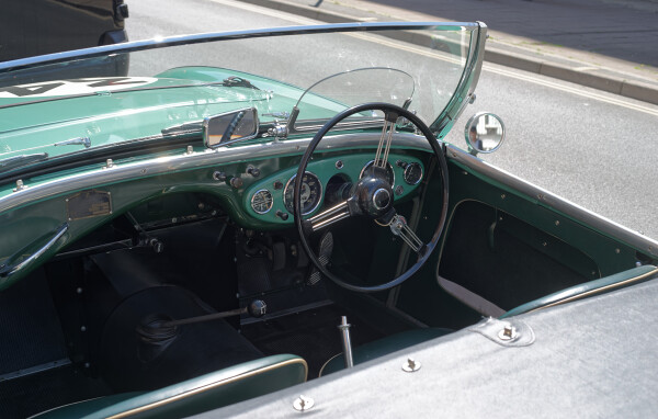 Austin Healey 100 Cockpit