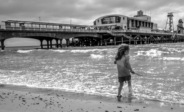 Oh I do like to be beside the seaside......