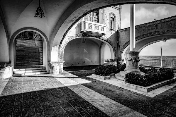 Sweeping Lines & Curves