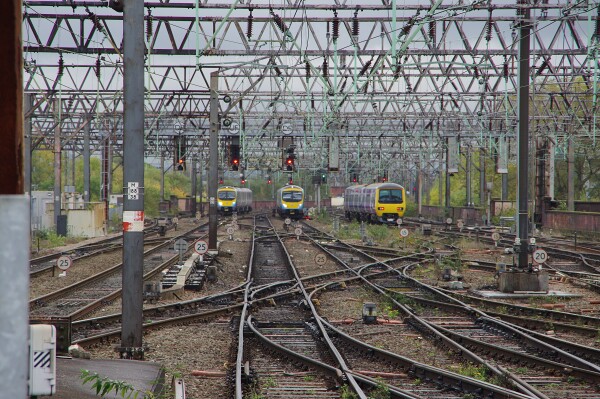 Manchester Piccadilly station throat