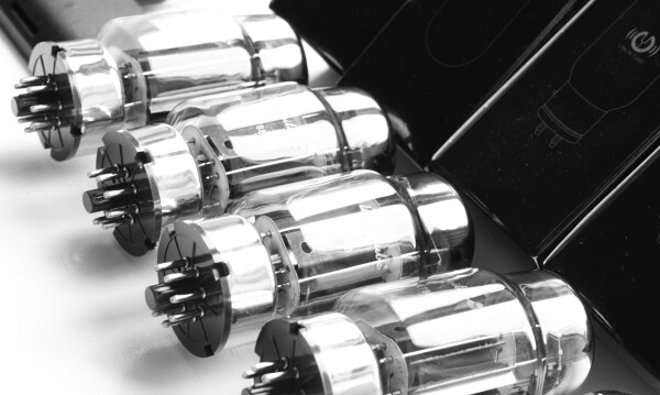 KT88 power tubes