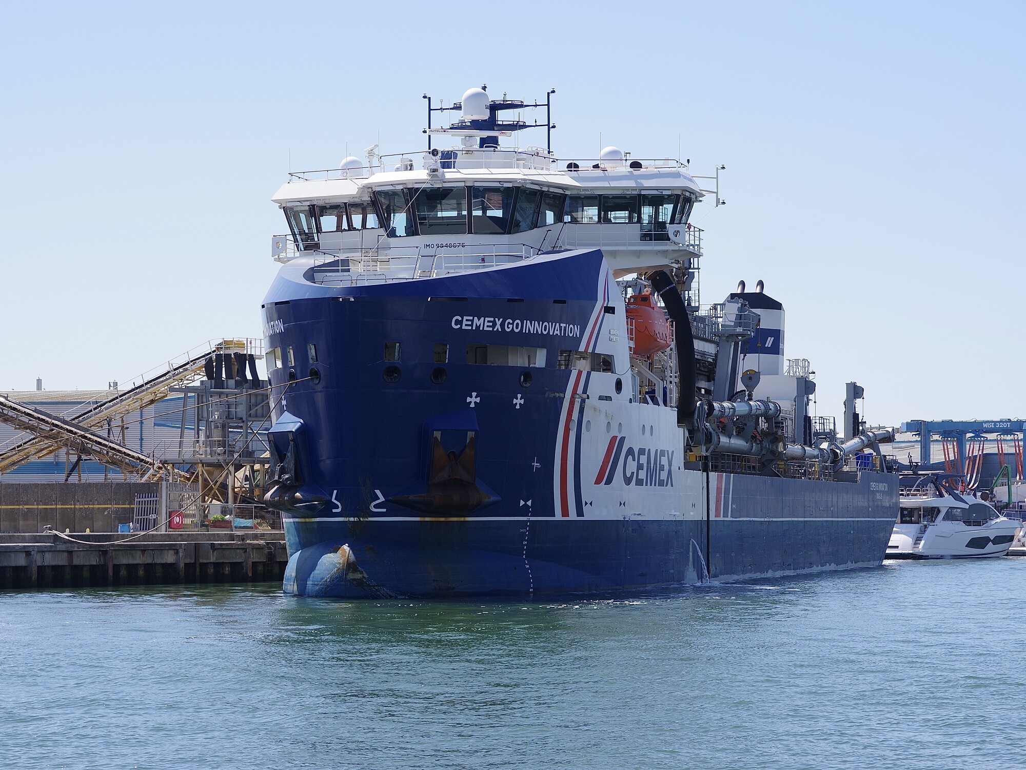 Hopper Dredger