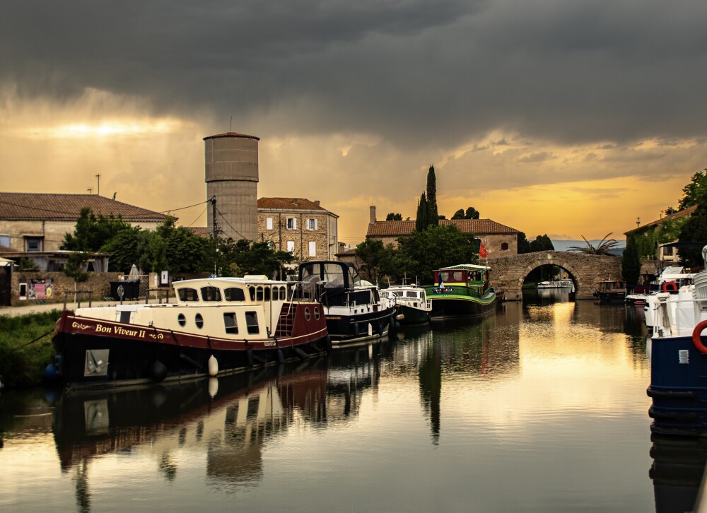 Canal du Midi,  storm passing by