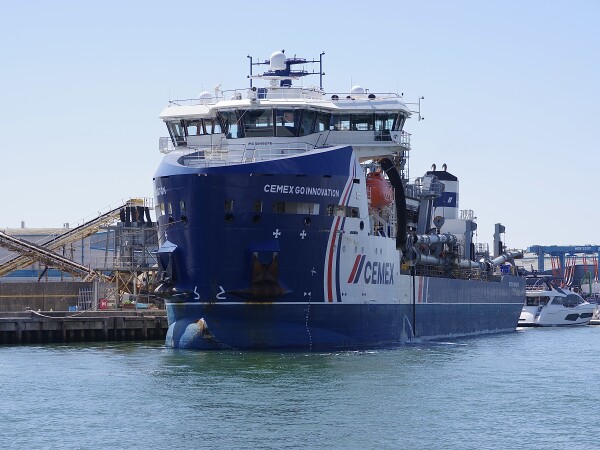 Hopper Dredger