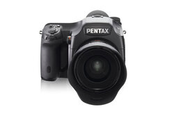Pentax 645D gets UK launch