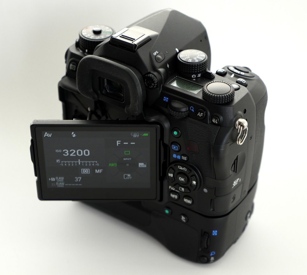 Pentax K1 DSLR (13)