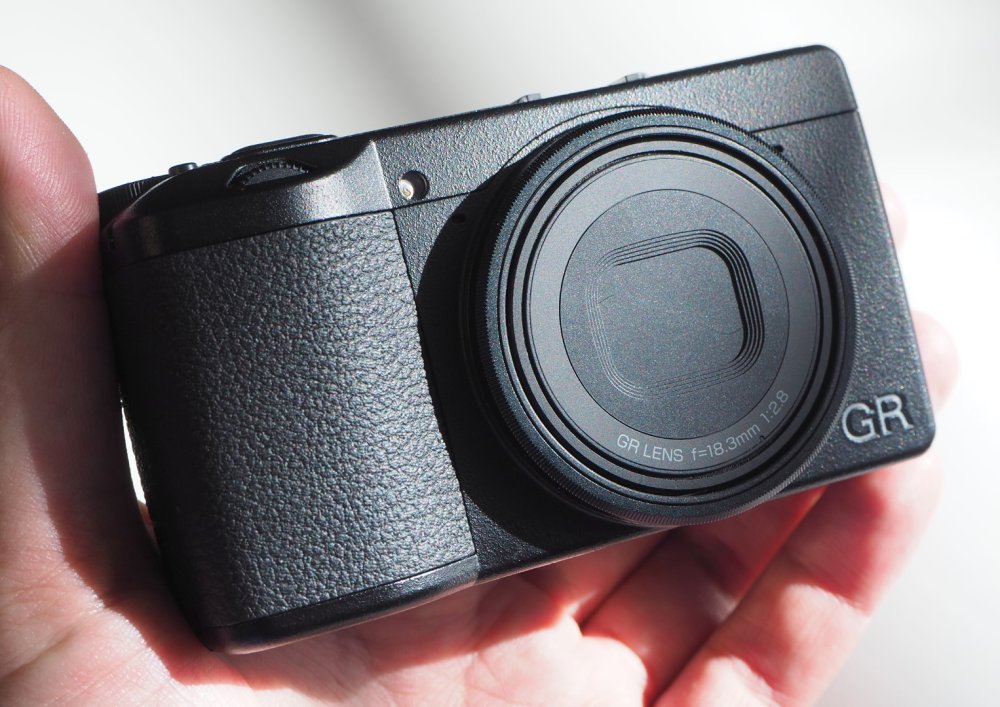 RIcoh GR III (11) (Large)