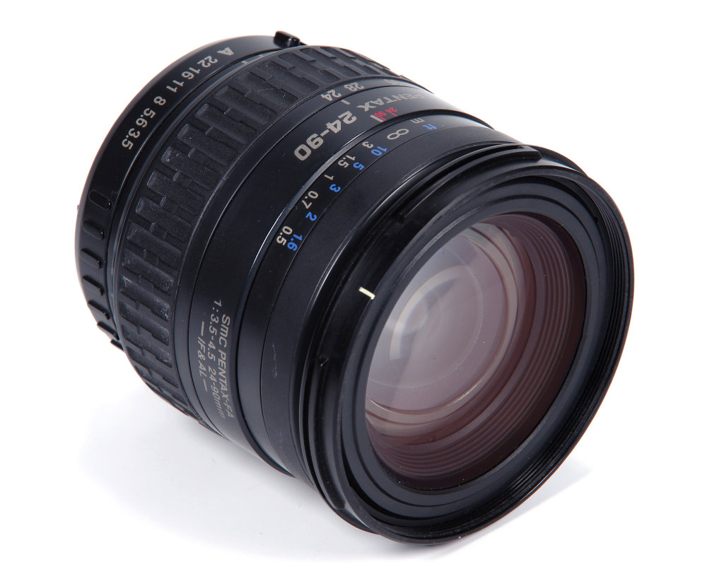 Pentax Fa 24 90mm Front Oblique View